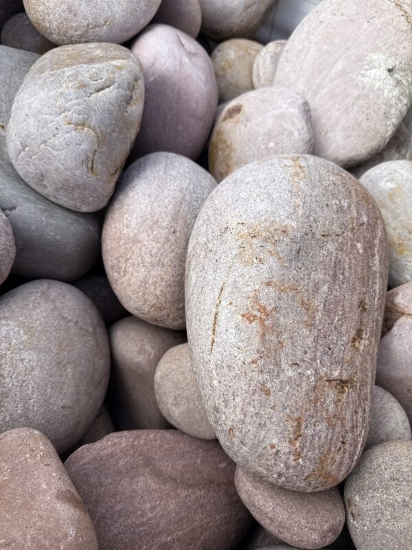 Stone River 100-300mm  1 Tonne