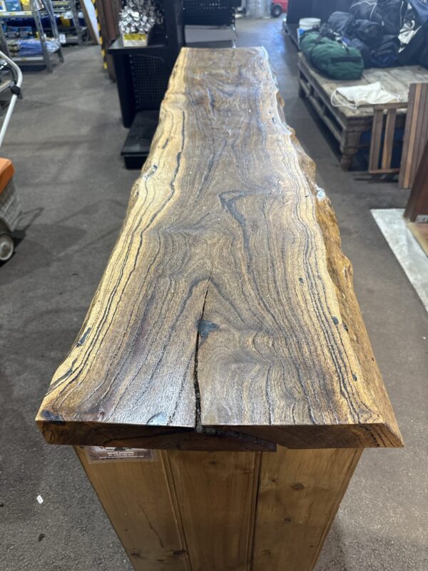 Marri Timber Bar - Image 3