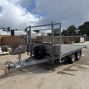 Trailer Flat Top 15 x 7