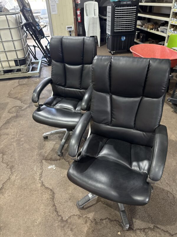 Office chairs - Image 2