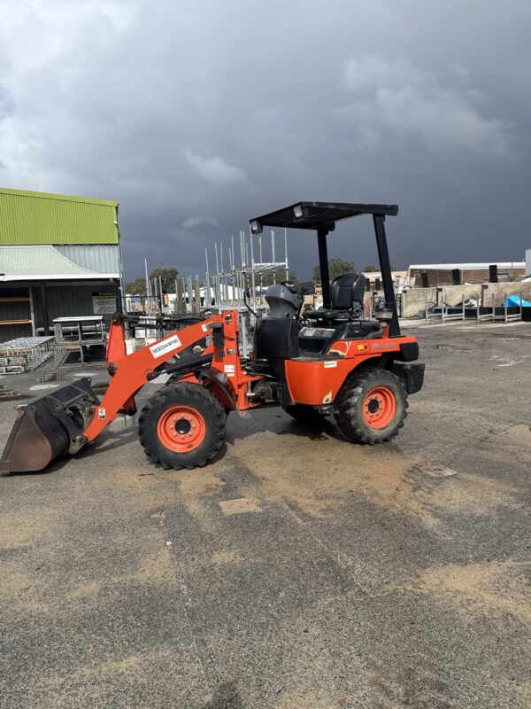 Kubota R430 Wheel Loader