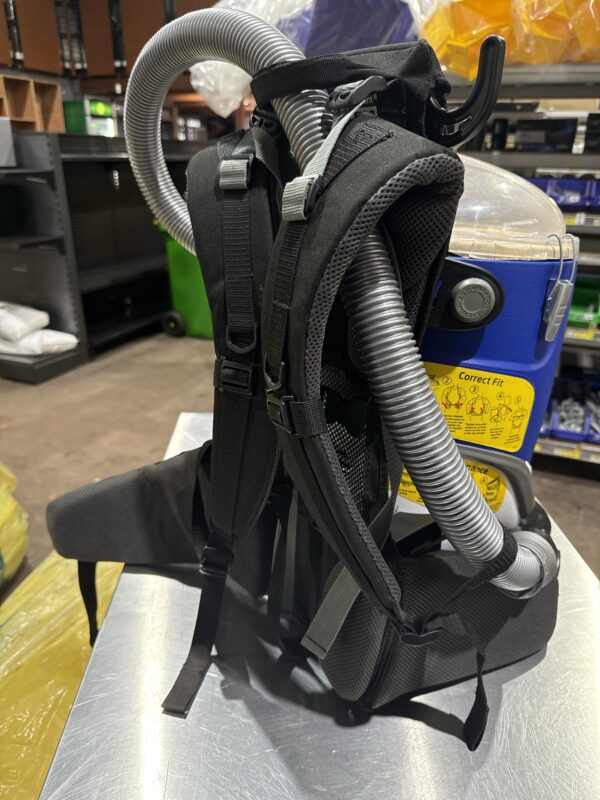 Pullman Lithium Vacuum - Image 2