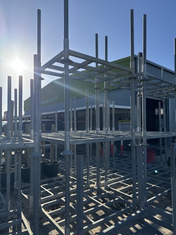 Stackable post pallet (Stiilage) - Image 3