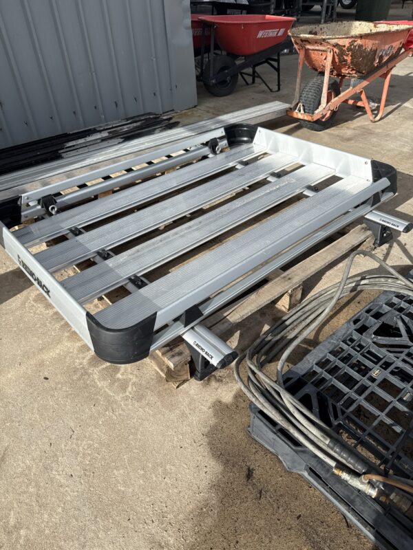 Roof Rack Rhino