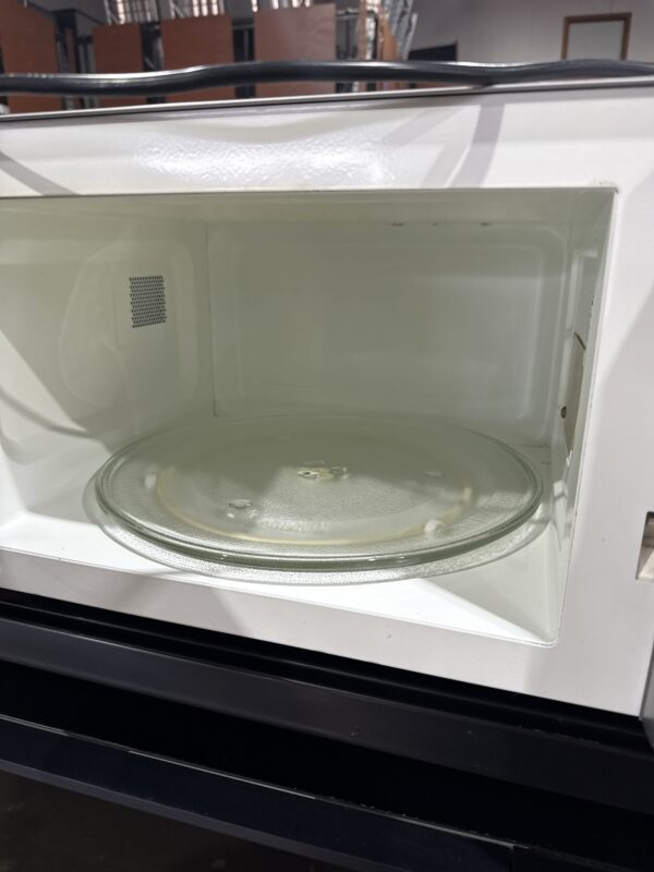 Microwave inverter 1200w Panasonic - Image 2
