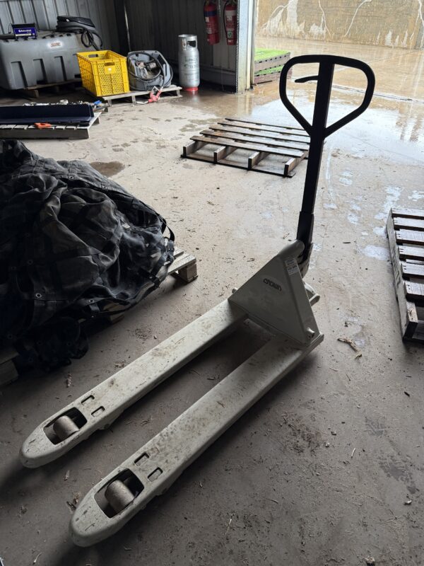 Pallet Jack - Crown - Image 2