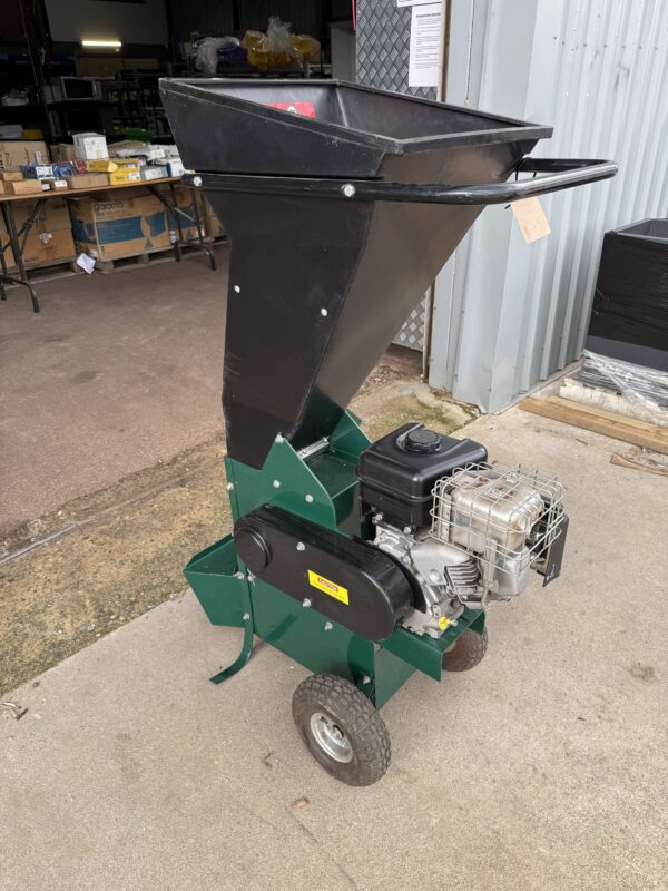Masport Petrol Chipper - Image 4